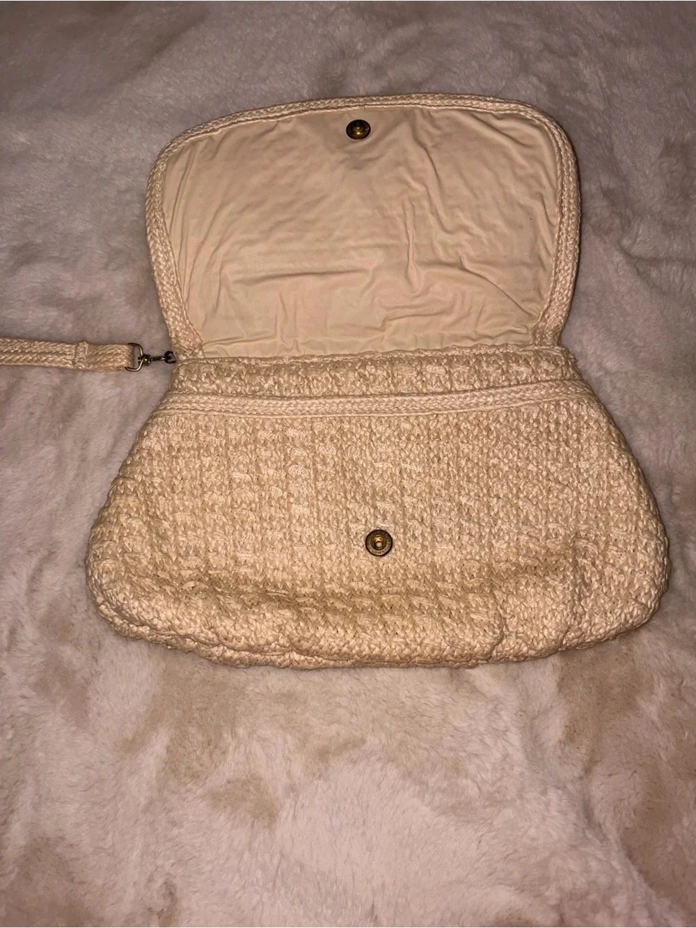 Fruit of the Loom Cream Woven Straw Wristlet Clutch Bag